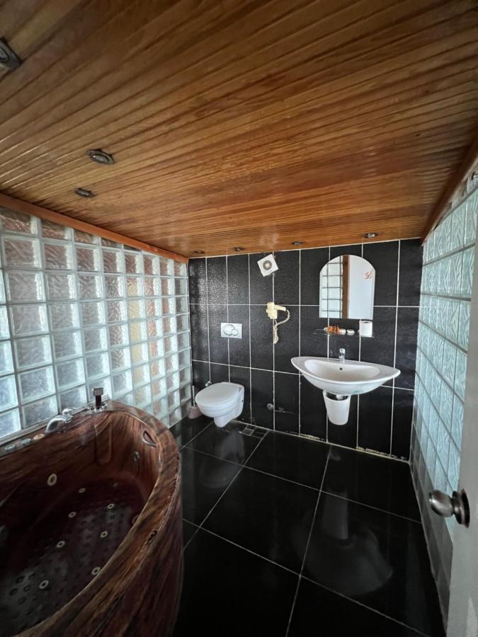 Life Inn Hotel Истанбул Екстериор снимка