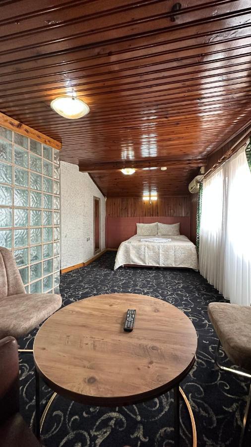 Life Inn Hotel Истанбул Екстериор снимка